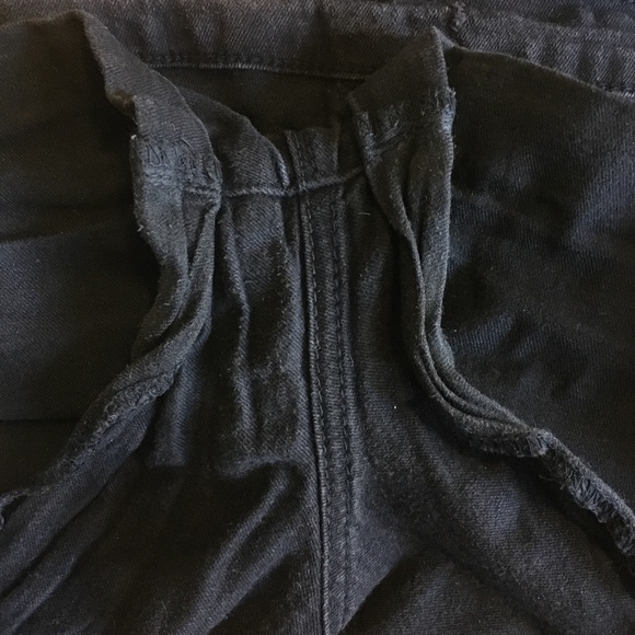 🟣 2/$10 Forever 21 Denim Shorts - Black - Picture 7 of 7